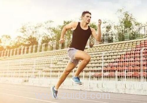 提高跑步速度方法要素怎样快速提高跑步速度铁三跑步训练