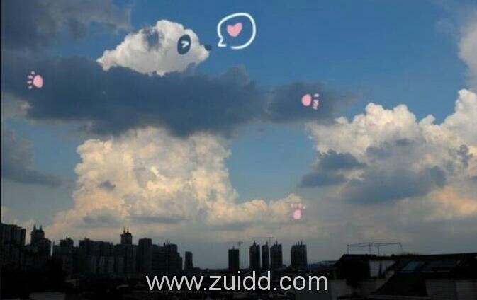 成都云朵奇观像大熊猫在天上玩耍图片
