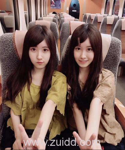 中国台湾最美双胞胎姐妹花andy和Mandy组图