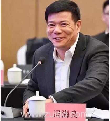 海亮教育冯海良世界首富身价是盖茨的50倍8分钟